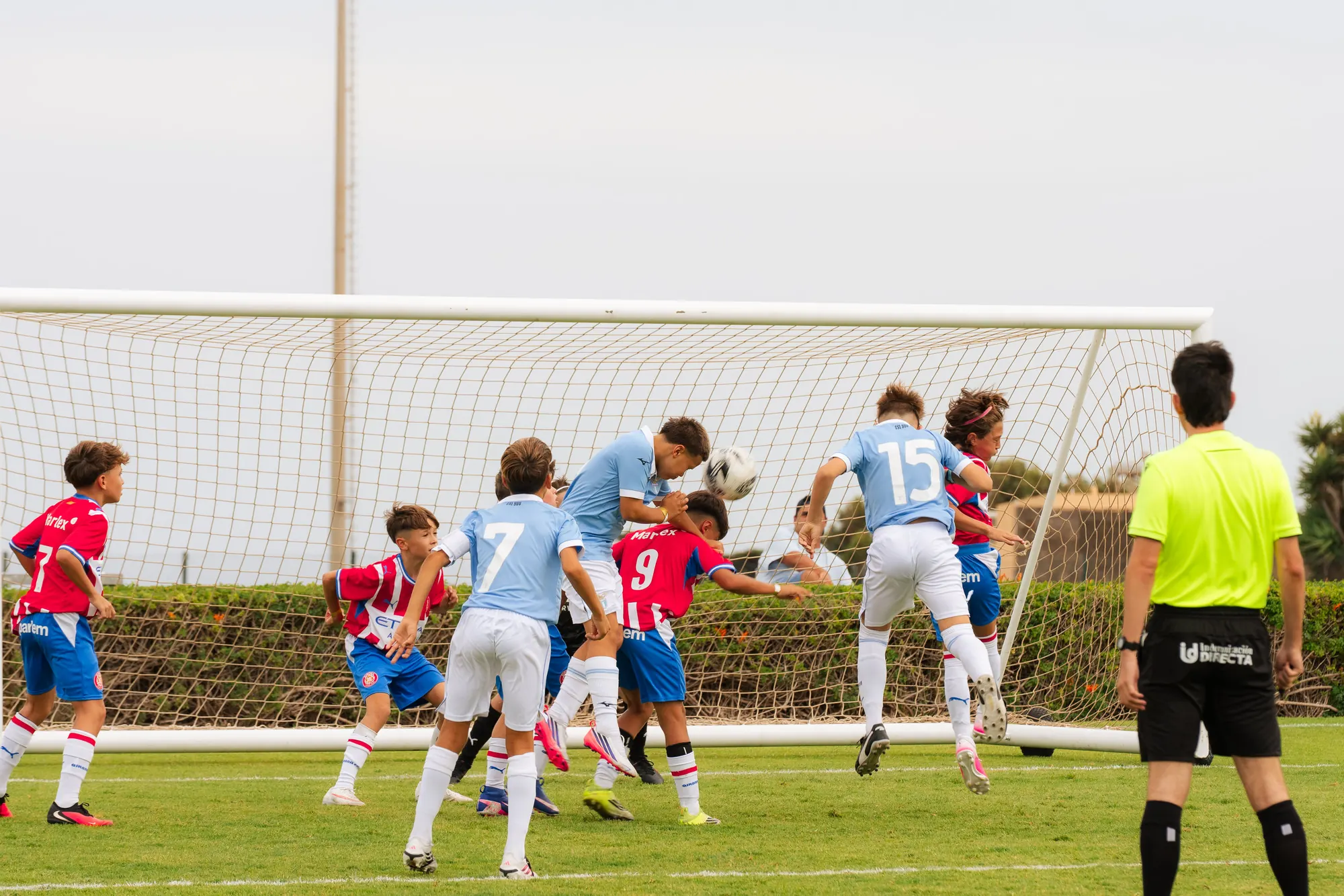 SS Lazio – Girona FC: balón al área