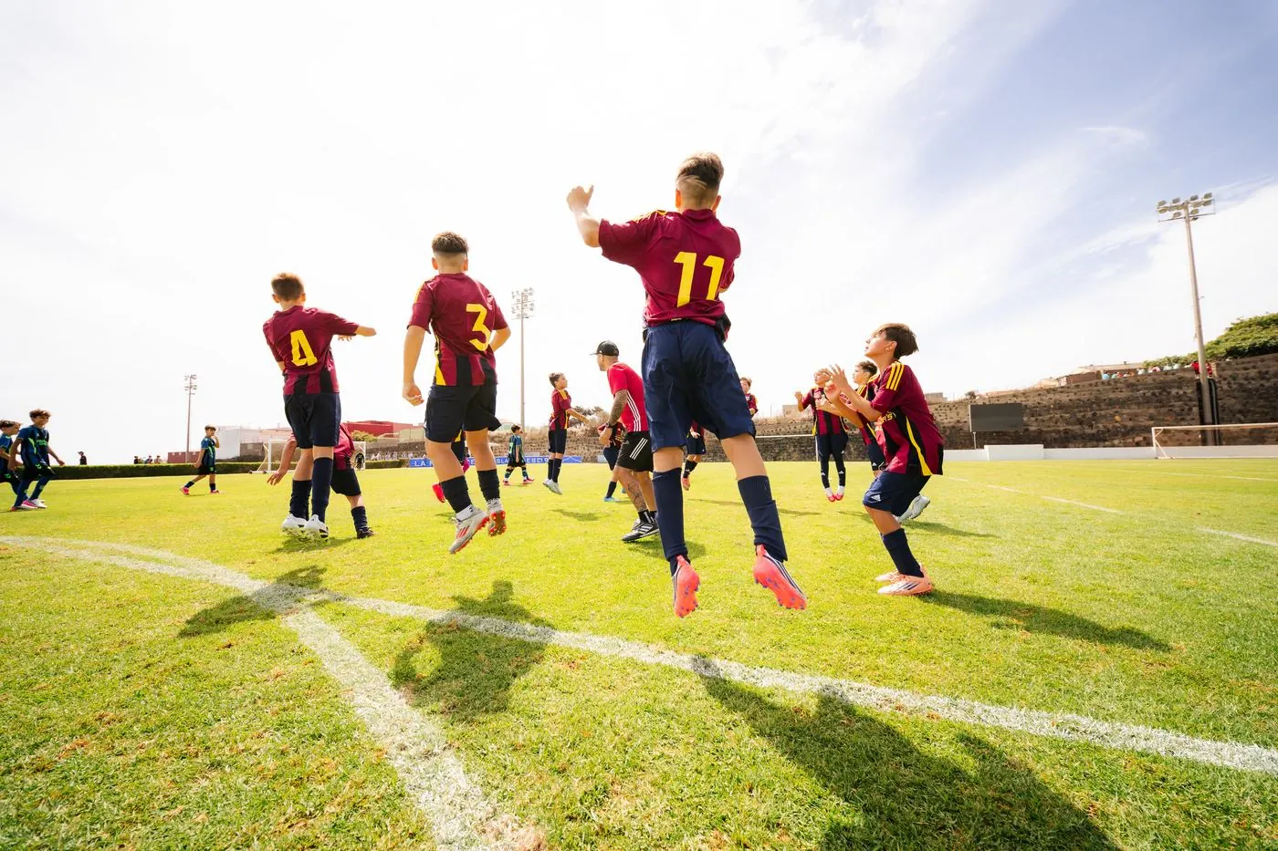 Calentamiento antes de un partido de la Royal Elite Cup 2026
