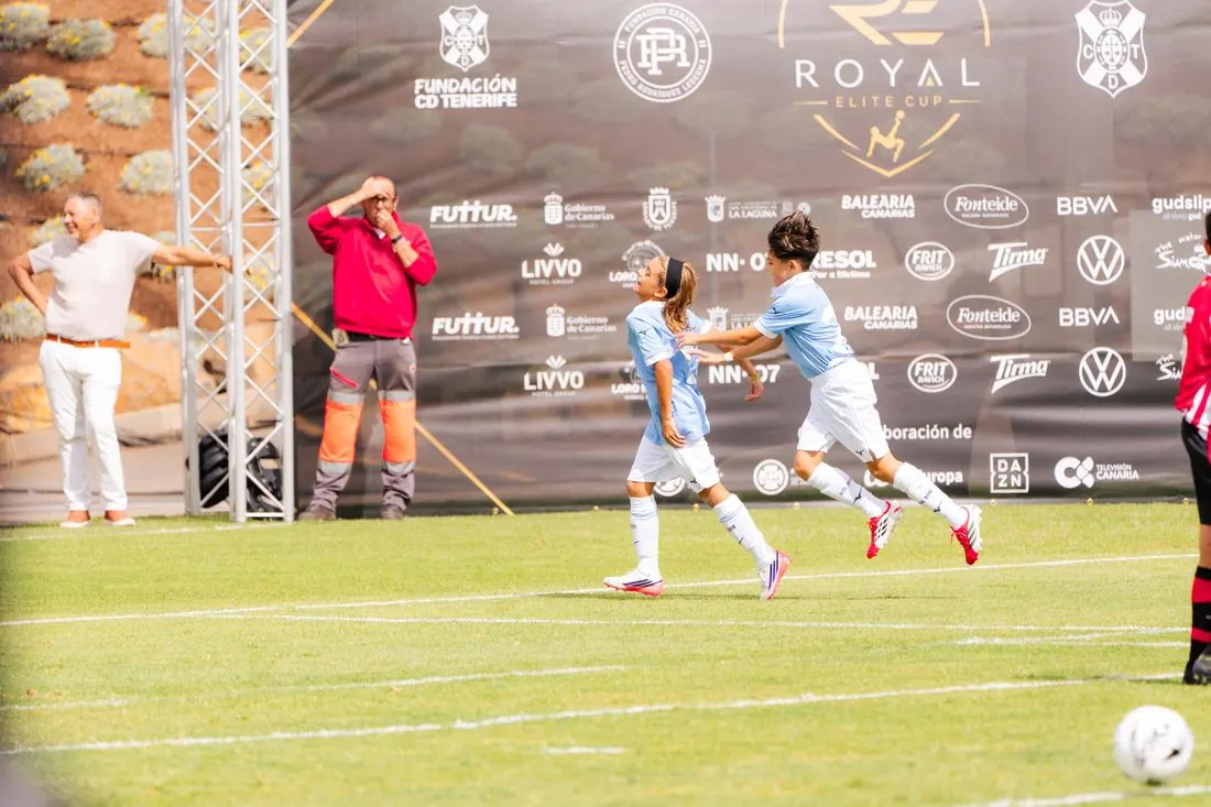 El fondo de celebraciones, fotos de equipo y entrevistas.